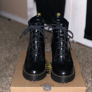 Dr. Martens Persephone Size 7 New!